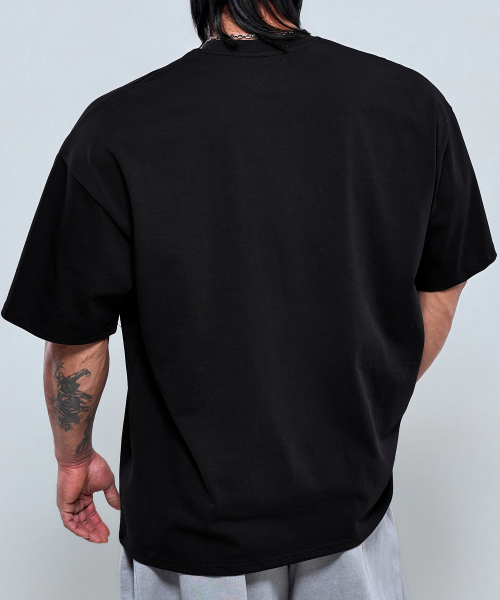 PHYSICAL GARMENTS（フィジカルガーメンツ）の「P2625 フロー ロゴ アドショルダーフィット 半袖 [3COLOR]（Tシャツ/カットソー・メンズ・ホワイト/ブラック/チャコール・MEDIUM/LARGE/X-LARGE/XX-LARGE）」の19枚目の写真