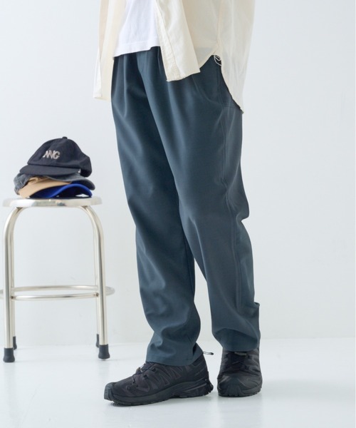 UNIVERSAL OVERALL(ユニバーサルオーバーオール)の「【UNIVERSAL OVERALL】CHILLPAN TAPERED U2623630-A(チノパンツ・メンズ・ベージュ/ブラック/チャコールグレー・L/M/XL)」の19枚目の写真