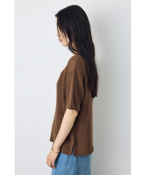 AZUL by moussy（アズールバイマウジー）の「畔編み半袖ニットトップス　夏服　春服　秋服　シアートップス　シアーニット　サマーニット　メッシュトップス（Tシャツ/カットソー・レディース・ブラウン/ライトカーキ/ブラック/オフホワイト・MEDIUM/SMALL）」の5枚目の写真