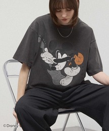 Disney（ディズニー）の「＜Exclusive＞ 【Disney】 Vintage Rock'n Roll Tee / 別注 ヴィンテージライク ディズニー ロックTシャツ（Tシャツ/カットソー）」