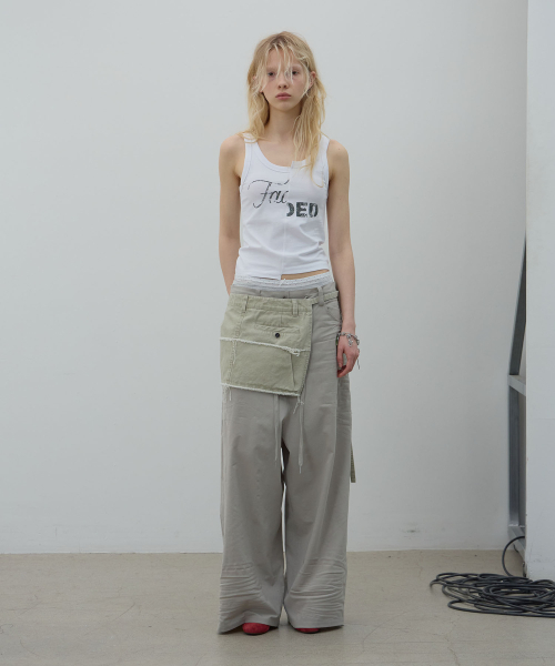 LCDC TM(エルシーディーシーティーエム)の「SPLIT GRAPHIC TANK TOP (WHITE)(Tシャツ/カットソー・レディース・その他・SMALL/MEDIUM)」の4枚目の写真
