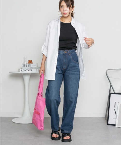 MARAI(マーライ)の「デニムカーブパンツ デニムパンツ ワイドパンツ(デニムパンツ・レディース・ネイビー/ブルー/ワンウォッシュ・LL/3L/4L/L/M)」の5枚目の写真