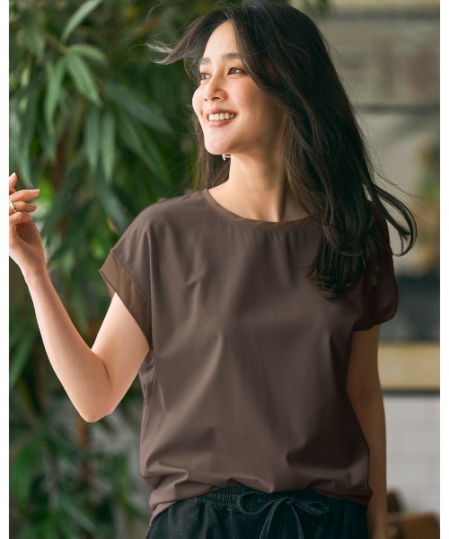 DoCLASSE（ ドゥクラッセ）の「カノコカットソー・異素材デザイントップス（Tシャツ/カットソー・レディース・ライトカーキ/サックスブルー/レッド/オフホワイト/ライトグレー/ライトピンク/ブラック/モカ・M/L/LL/S/3L）」の4枚目の写真