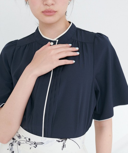 natural couture（ナチュラルクチュール）の「【ZOZO限定】パイピングタックフレアスリーブブラウス（シャツ/ブラウス・レディース・その他1/その他2/サックスブルー/ネイビー/ベージュ・FREE）」の10枚目の写真
