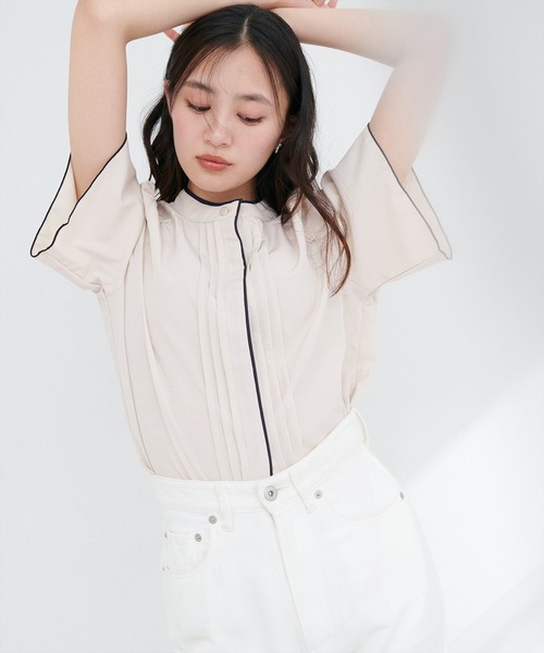 natural couture（ナチュラルクチュール）の「【ZOZO限定】パイピングタックフレアスリーブブラウス（シャツ/ブラウス・レディース・その他1/その他2/サックスブルー/ネイビー/ベージュ・FREE）」の8枚目の写真