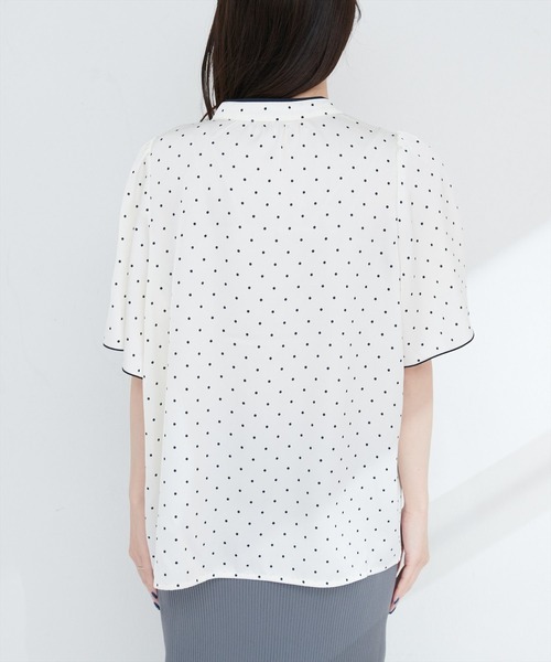 natural couture（ナチュラルクチュール）の「【ZOZO限定】パイピングタックフレアスリーブブラウス（シャツ/ブラウス・レディース・その他1/その他2/サックスブルー/ネイビー/ベージュ・FREE）」の18枚目の写真