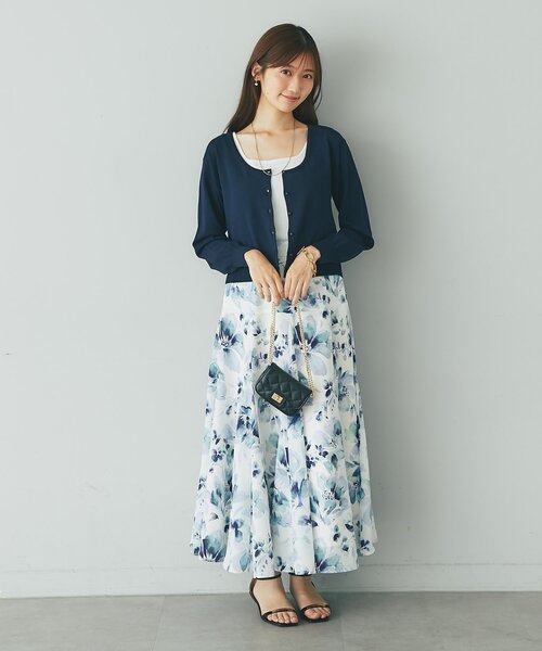 La boutique BonBon(ラブティックボンボン)の「【お上品&清楚】フラワープリントマチフレアスカート(スカート・レディース・オフホワイト/ネイビー・PS/38/36)」の17枚目の写真