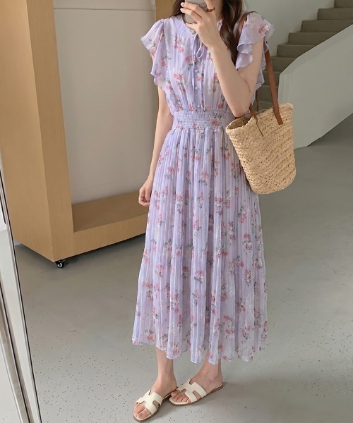 COCOMOMO(ココモモ)の「ほんのり甘く、しっかり上品。 花柄シフォンフリルワンピース シフォンワンピース ロング ワンピース フリルワンピース プリーツ 花柄ワンピース ノースリーブ 夏ワンピース オケージョン リゾート 春服 夏服(ワンピース・レディース・ライトグリーン/ベージュ/ライトパープル/アイボリー・FREE)」の12枚目の写真