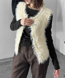 フェザーノースリーブベスト/ベスト ファーベスト フェザー フェイクファー フロントボタン 前開き シャギーニット 秋 冬 春 重ね着 レイヤード ゆったり 海外ガール 3カラー アイボリー チャコールグレー ブラウン