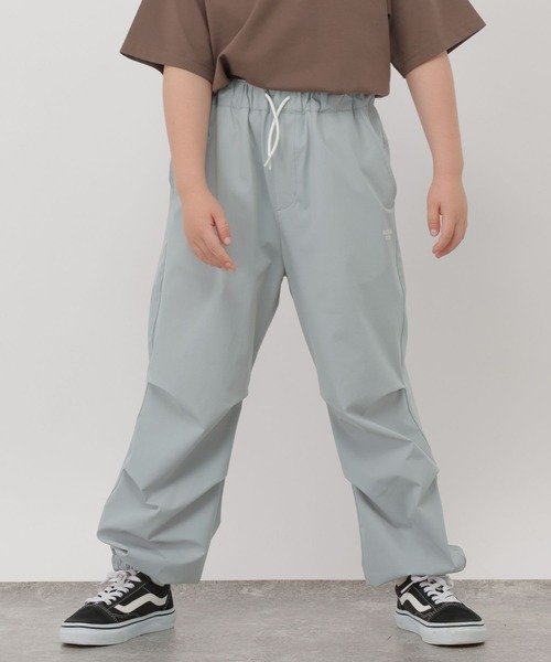 GLOBAL WORK(グローバルワーク)の「エアかる撥水パラシュートパンツ/1018047(その他パンツ・キッズ・グレー/ブラック/ブラウン・150cm/140cm/130cm/160cm)」の1枚目の写真