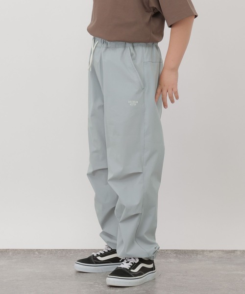 GLOBAL WORK(グローバルワーク)の「エアかる撥水パラシュートパンツ/1018047(その他パンツ・キッズ・グレー/ブラック/ブラウン・150cm/140cm/130cm/160cm)」の8枚目の写真