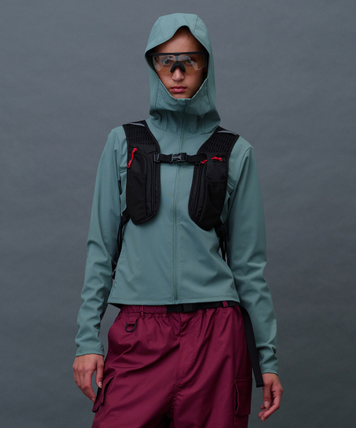 MENASOO（ミナス）の「Outdoor Light Backpack 5L_Black（バックパック/リュック・レディース・ブラック・F）」の10枚目の写真