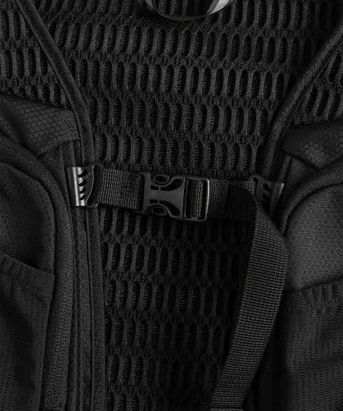 MENASOO（ミナス）の「Outdoor Light Backpack 5L_Black（バックパック/リュック・レディース・ブラック・F）」の16枚目の写真