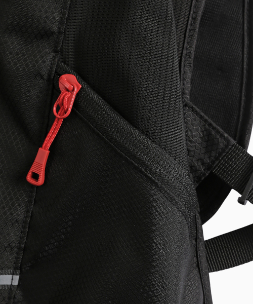 MENASOO（ミナス）の「Outdoor Light Backpack 5L_Black（バックパック/リュック・レディース・ブラック・F）」の21枚目の写真
