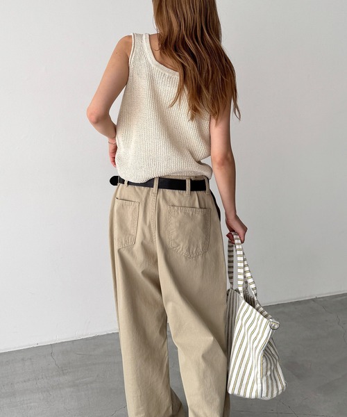 CANAL JEAN(キャナルジーン)の「El mar あぜ編みボタンニットタンク(ニット/セーター・レディース・ブラック/キナリ・ONE SIZE)」の7枚目の写真