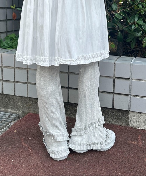 WC(ダブル シー)の「《楽ちん!着回し力◎》ギャザーフリルリブパンツ(その他パンツ・レディース・グレー/ブラック・FREE)」の4枚目の写真