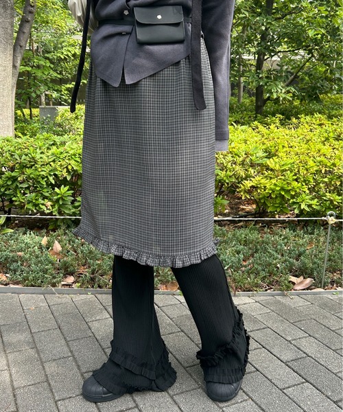 WC(ダブル シー)の「《楽ちん!着回し力◎》ギャザーフリルリブパンツ(その他パンツ・レディース・グレー/ブラック・FREE)」の12枚目の写真