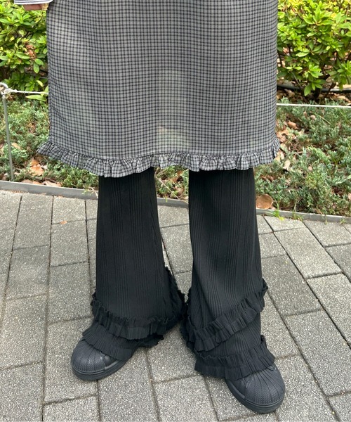 WC(ダブル シー)の「《楽ちん!着回し力◎》ギャザーフリルリブパンツ(その他パンツ・レディース・グレー/ブラック・FREE)」の15枚目の写真