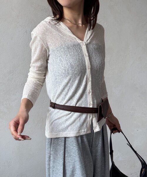 Thevon(ゼボン)の「シアーリブフーディーカーディガン(カーディガン/ボレロ・レディース・カーキ/アイボリー/ブラック・FREE)」の21枚目の写真