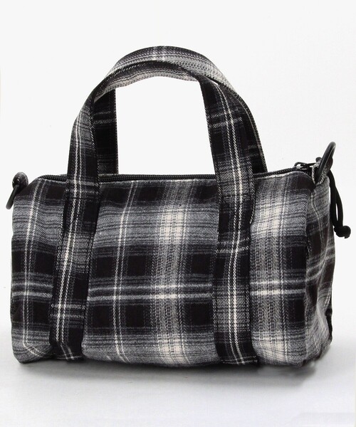 FREAK'S STORE(フリークスストア)の「UMBRO/アンブロ SP flannel Mini Boston Bag/別注 フランネル ミニボストンバッグ(ショルダーバッグ・メンズ・ベージュ/ネイビー/ブラウン/ブラック・ONE SIZE)」の20枚目の写真