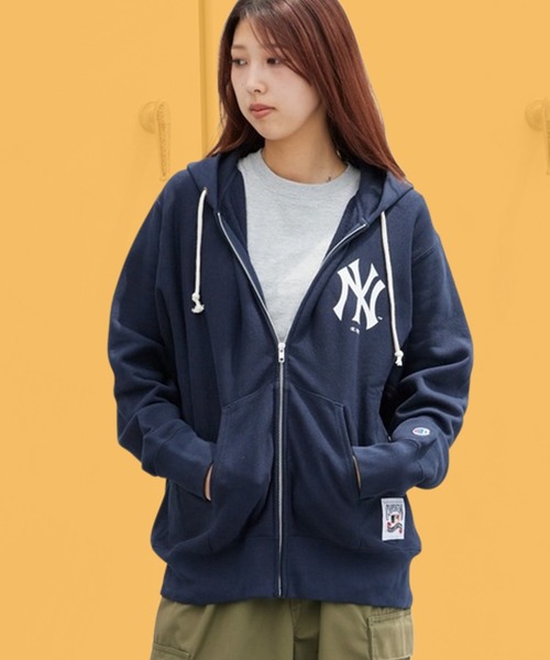 MLB(メジャーリーグベースボール)の「MLB/エムエルビー ×Champion/チャンピオン ZIP-UP HOODIE VINTAGE ブランドロゴ リバースウィーブ スウェット トレーナー パイル地 ジップフーディー パーカー アメカジ ストリート メンズ 2026秋冬 秋服(パーカー・メンズ・ネイビー・M/L/XL)」の1枚目の写真