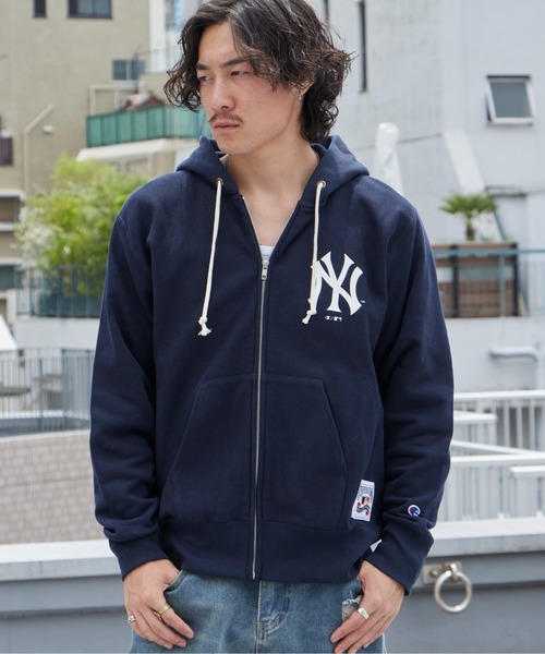 MLB(メジャーリーグベースボール)の「MLB/エムエルビー ×Champion/チャンピオン ZIP-UP HOODIE VINTAGE ブランドロゴ リバースウィーブ スウェット トレーナー パイル地 ジップフーディー パーカー アメカジ ストリート メンズ 2026秋冬 秋服(パーカー・メンズ・ネイビー・M/L/XL)」の2枚目の写真