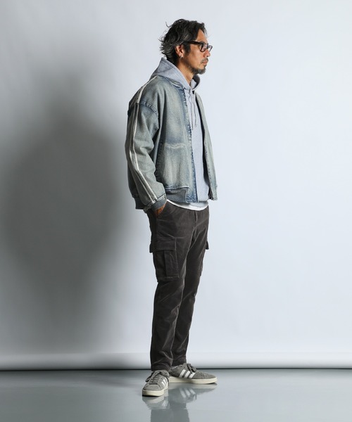 The DUFFER of ST.GEORGE（ザダファーオブセントジョージ）の「【WEB限定アイテム】STRETCH CORDUROY SMART CARGO PANTS：太畝コーデュロイ ストレッチ カーゴパンツ（カーゴパンツ・メンズ・ブラック/チャコールグレー/カーキ・MEDIUM/SMALL/X-LARGE/LARGE）」の13枚目の写真