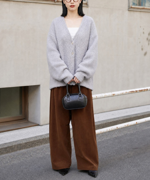 MONO-MART(モノマート)の「コーデュロイ タックバレルレッグパンツ<マシンウォッシャブル・イージーケア・ストレッチ>(その他パンツ・レディース・ネイビー/ベージュ/チャコール/アイボリー/ブラウン・L/M/S)」の16枚目の写真