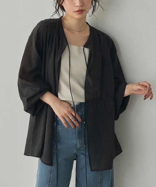 hunch(ハンチ)の「ストライプシャツカーディガン(カーディガン/ボレロ・レディース・アイボリー/ブラウン/チャコール・FREE)」の10枚目の写真