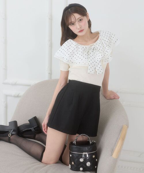 MAJESTIC LEGON(マジェスティックレゴン)の「ハイウエストショートパンツ(その他パンツ・レディース・アイボリー/ブラック・MEDIUM)」の14枚目の写真