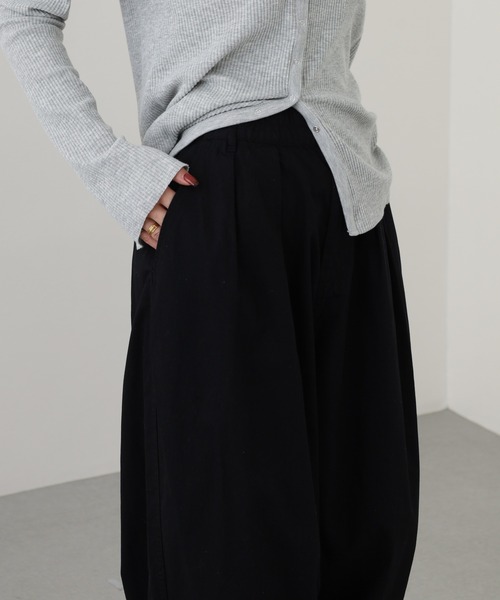 OMNES(オムネス)の「ワッシャーダンプ&デニムサーカスパンツ(デニムパンツ・レディース・ネイビー/ブラック/ベージュ/カーキ・M/L)」の16枚目の写真