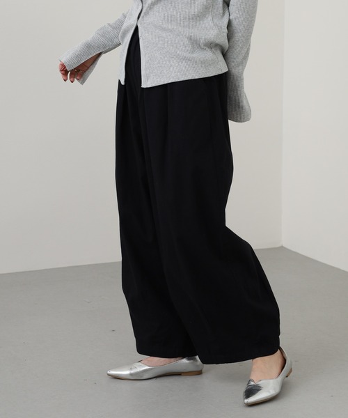 OMNES(オムネス)の「ワッシャーダンプ&デニムサーカスパンツ(デニムパンツ・レディース・ネイビー/ブラック/ベージュ/カーキ・M/L)」の18枚目の写真