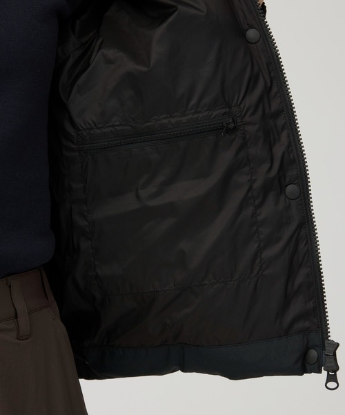 Snow Peak(スノーピーク)の「Snow Peak / Everyday Down Jacket W's エブリデイ ダウンジャケット ウィメンズ(ダウンジャケット/コート・レディース・ネイビー/ブラック/バーガンディー・4/3/2/1)」の12枚目の写真