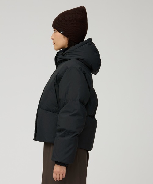 Snow Peak(スノーピーク)の「Snow Peak / Everyday Down Jacket W's エブリデイ ダウンジャケット ウィメンズ(ダウンジャケット/コート・レディース・ネイビー/ブラック/バーガンディー・4/3/2/1)」の17枚目の写真