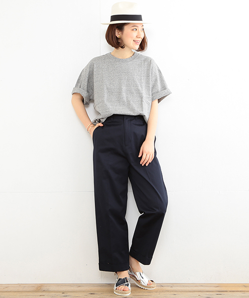 B:MING by BEAMS（ビーミングバイビームス）の「ビーミング by ビームス / ハイウエストチノパンツ（チノパンツ・レディース・ホワイト/ベージュ/ネイビー・MEDIUM/SMALL）」の5枚目の写真