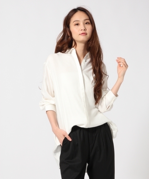 GLOBAL WORK(グローバルワーク)の「レーヨンロングシャツ長袖/725108(シャツ/ブラウス・レディース・ダークブラウン/ホワイト/ワインレッド/ネイビー/レッド/ホワイト系その他・LARGE/SMALL/MEDIUM)」の3枚目の写真