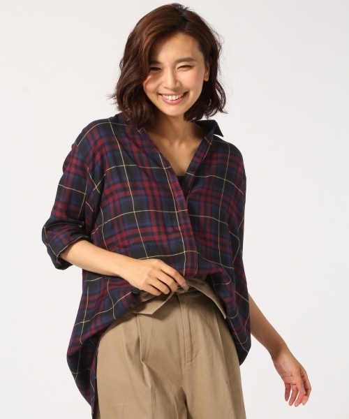 GLOBAL WORK(グローバルワーク)の「レーヨンロングシャツ長袖/725108(シャツ/ブラウス・レディース・ダークブラウン/ホワイト/ワインレッド/ネイビー/レッド/ホワイト系その他・LARGE/SMALL/MEDIUM)」の5枚目の写真