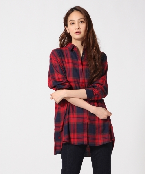 GLOBAL WORK(グローバルワーク)の「レーヨンロングシャツ長袖/725108(シャツ/ブラウス・レディース・ダークブラウン/ホワイト/ワインレッド/ネイビー/レッド/ホワイト系その他・LARGE/SMALL/MEDIUM)」の1枚目の写真