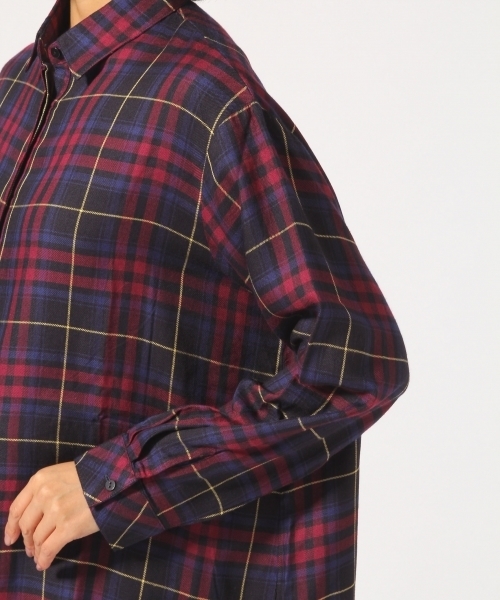 GLOBAL WORK(グローバルワーク)の「レーヨンロングシャツ長袖/725108(シャツ/ブラウス・レディース・ダークブラウン/ホワイト/ワインレッド/ネイビー/レッド/ホワイト系その他・LARGE/SMALL/MEDIUM)」の14枚目の写真