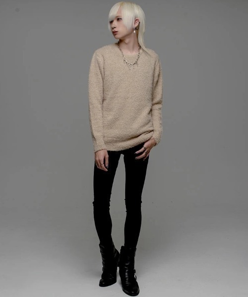 SILVER BULLET（シルバーバレット）の「『CavariA/キャバリア』フェザーヤーンクルーネック長袖ニットセーター（ニット/セーター・メンズ・ベージュ/ホワイト/レッド系その他/ホワイト×ブラック/ブラック/オフホワイト/ホワイト×レッド・M/L）」の17枚目の写真