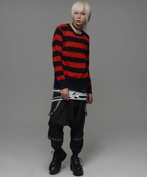 SILVER BULLET（シルバーバレット）の「『CavariA/キャバリア』フェザーヤーンクルーネック長袖ニットセーター（ニット/セーター・メンズ・ベージュ/ホワイト/レッド系その他/ホワイト×ブラック/ブラック/オフホワイト/ホワイト×レッド・M/L）」の19枚目の写真