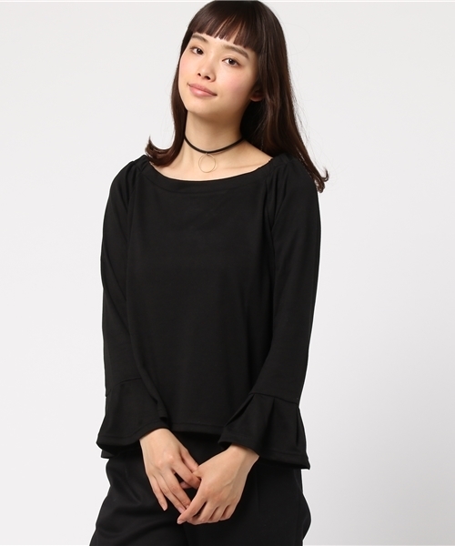 Honeys（ハニーズ）の「チョーカー付きフレア袖プルオーバー（Tシャツ/カットソー・レディース・ブラック/ピンク/オフホワイト/グレー・M/L）」の2枚目の写真