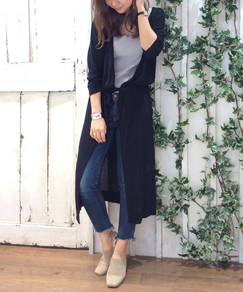 Ungrid（アングリッド）の「ベルト付ロングニットガウン（カーディガン/ボレロ・レディース・ホワイト/ブラック/ベージュ・FREE）」の3枚目の写真