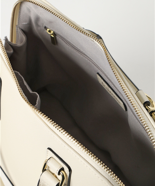 & chouette（アンドシュエット）の「[f]ボストンバッグ(M)（ボストンバッグ・レディース・ネイビー/ブラック/ホワイト/サーモンピンク/レッド・FREE）」の8枚目の写真