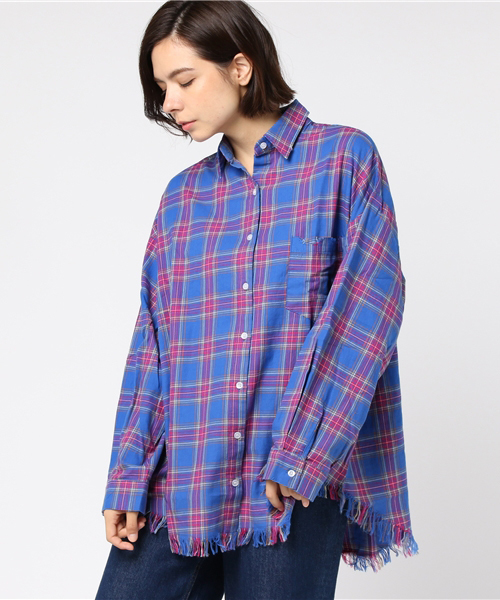 PUNYUS（プニュズ）の「ダメージチェックシャツ（シャツ/ブラウス・レディース・ピンク/レッド/イエロー/ブルー・2/3/4/1）」の2枚目の写真