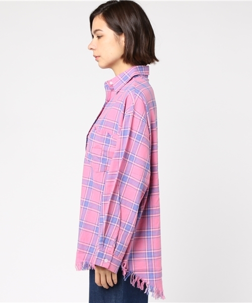 PUNYUS（プニュズ）の「ダメージチェックシャツ（シャツ/ブラウス・レディース・ピンク/レッド/イエロー/ブルー・2/3/4/1）」の8枚目の写真