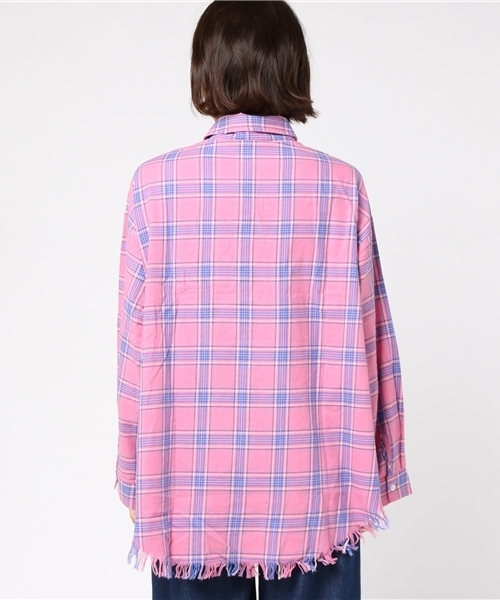 PUNYUS（プニュズ）の「ダメージチェックシャツ（シャツ/ブラウス・レディース・ピンク/レッド/イエロー/ブルー・2/3/4/1）」の9枚目の写真