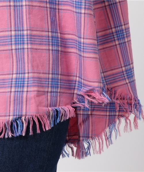 PUNYUS（プニュズ）の「ダメージチェックシャツ（シャツ/ブラウス・レディース・ピンク/レッド/イエロー/ブルー・2/3/4/1）」の5枚目の写真