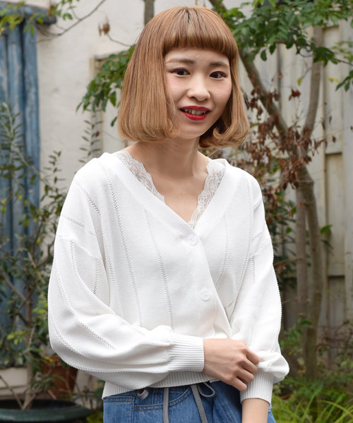 w closet(ダブルクローゼット)の「ガーター編みVネックカーディガン(カーディガン/ボレロ・レディース・ブラック/レッド/オフホワイト・FREE)」の2枚目の写真