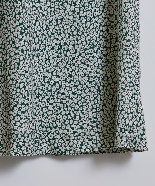 BEAUTY&YOUTH UNITED ARROWS(ビューティーアンドユースユナイテッドアローズ)の「BY∴ フラワープリントマキシスカート о(スカート・レディース・ダークブラウン/ケリー・MEDIUM/LARGE/SMALL)」の11枚目の写真